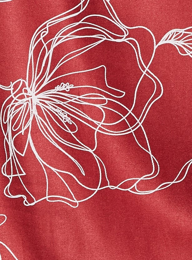 FAME FOREVER Floral Print Top