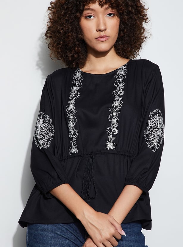 FAME FOREVER Embroidered Top