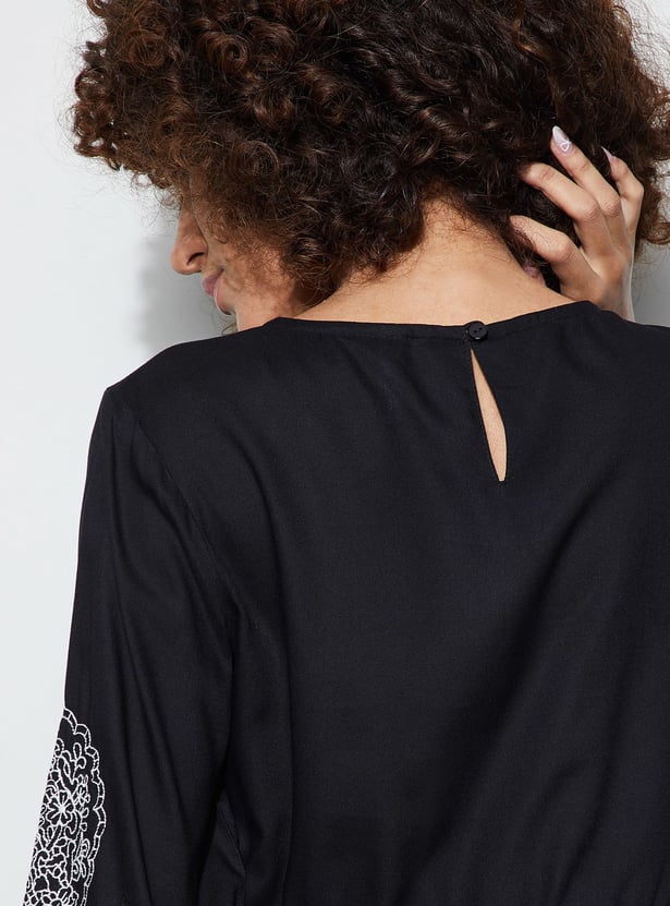 FAME FOREVER Embroidered Top