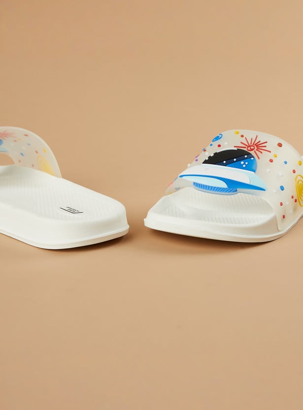 FAME FOREVER Boys Applique Sliders