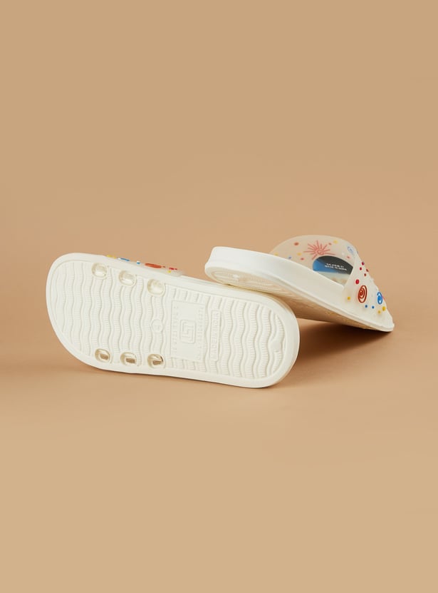 FAME FOREVER Boys Applique Sliders