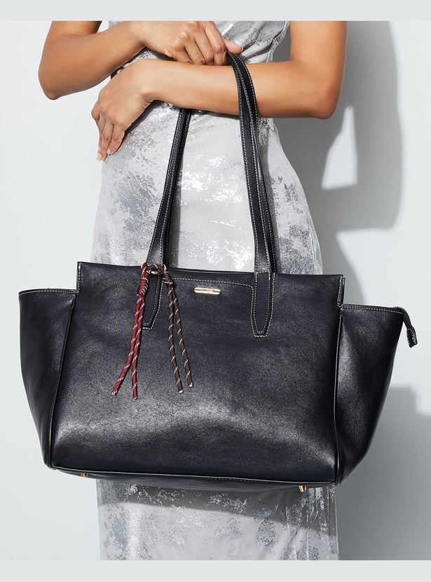 GINGER Solid Shoulder Bag