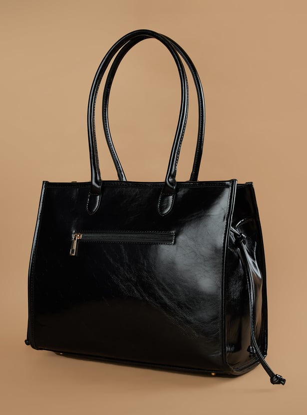 GINGER Shoulder Bag with Bag Tag