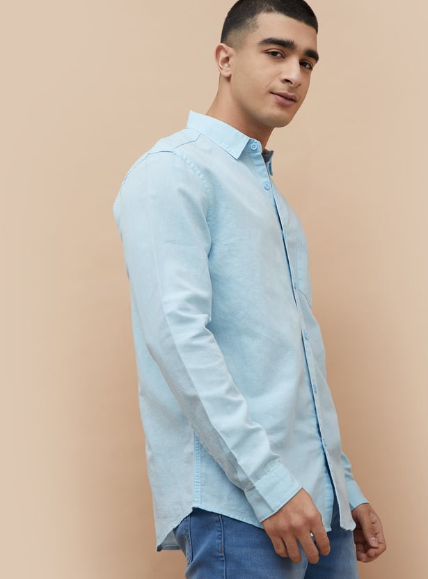 FAME FOREVER Solid Slim Fit Shirt
