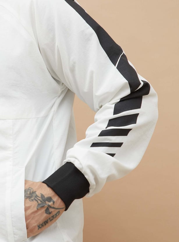 FAME FOREVER ACTIVE Printed Hooded Jacket