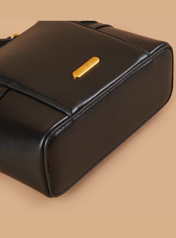 GINGER Solid Sling Bag