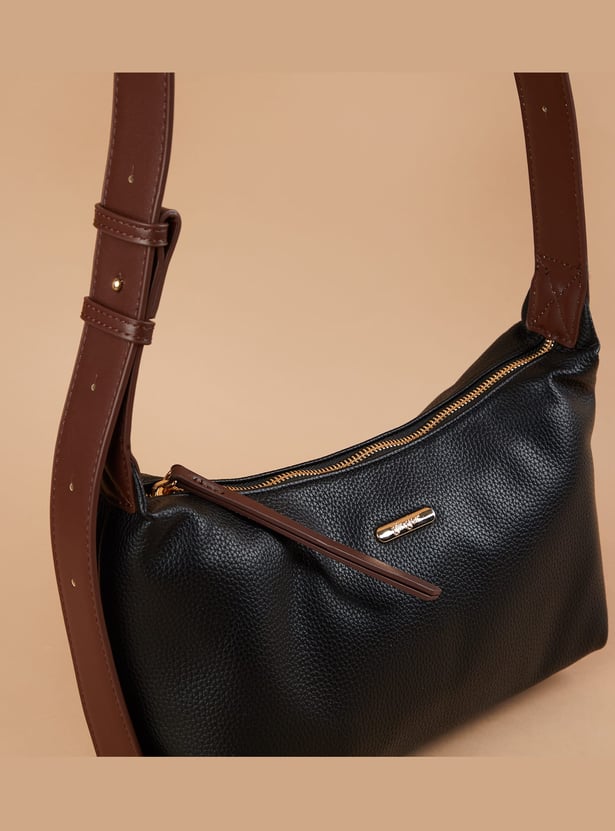 GINGER Textured Sling Bag