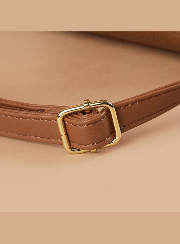 GINGER Textured Handheld Bag