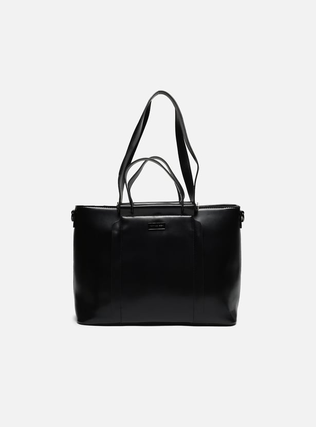 VAN HEUSEN Solid Shoulder Bag