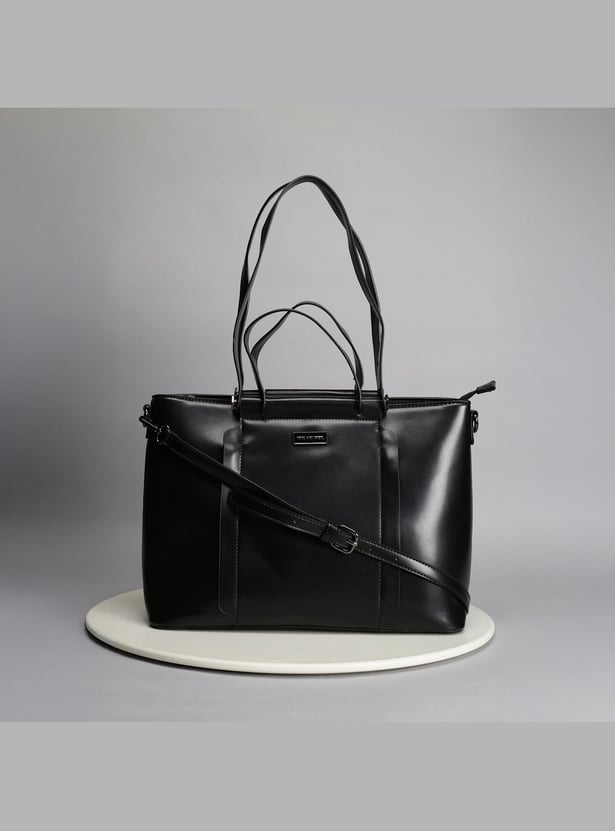 VAN HEUSEN Solid Shoulder Bag