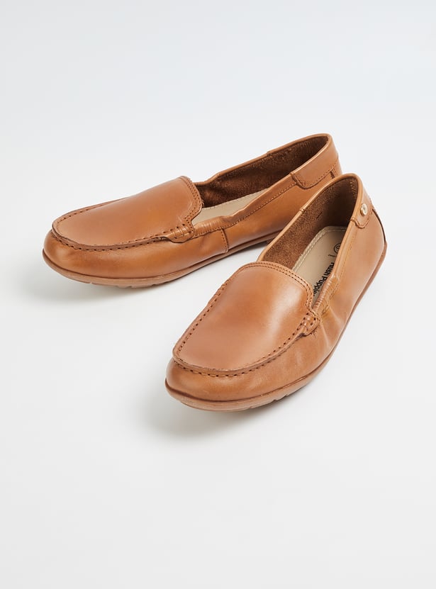 HUSH PUPPIES Solid Loafers