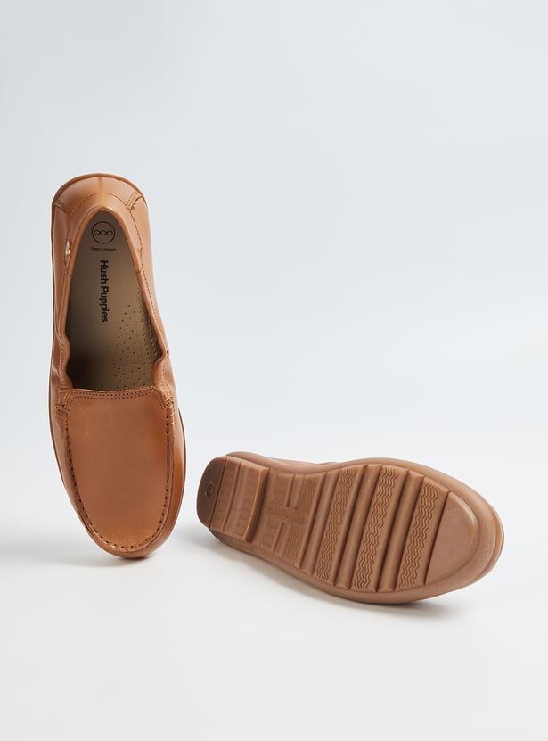 HUSH PUPPIES Solid Loafers