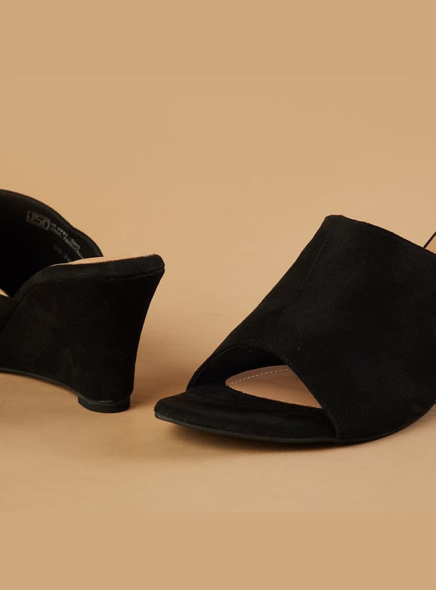 GINGER Faux Suede Wedges