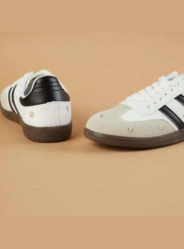 ☆♡☆ Buy GINGER Floral Embroidered Sneakers from Ginger at just INR 1699.0