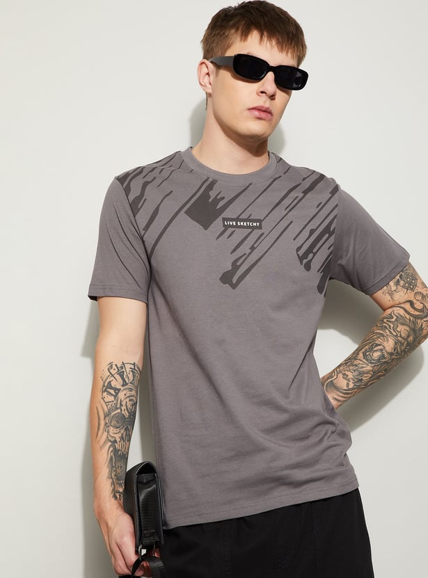 FAME FOREVER Graphic Print Crew Neck T-shirt