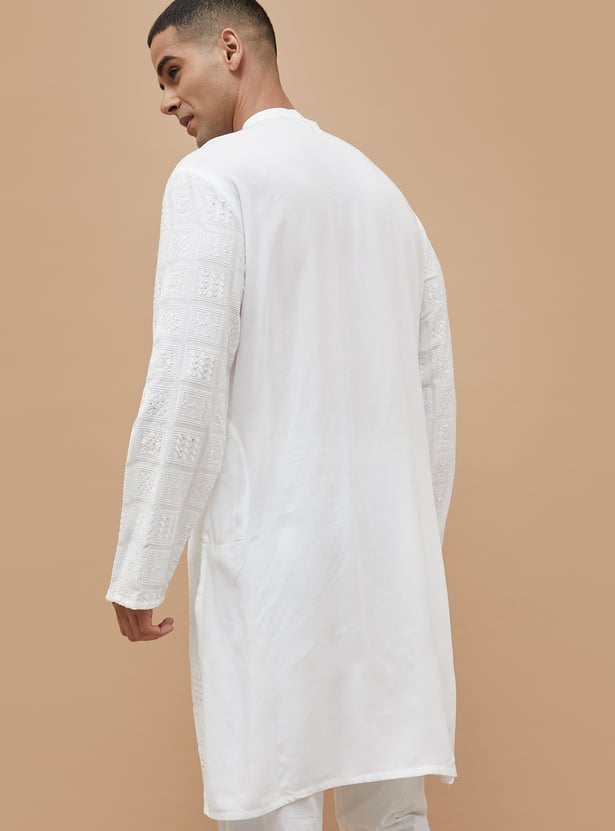 MELANGE Embroidered Straight Kurta