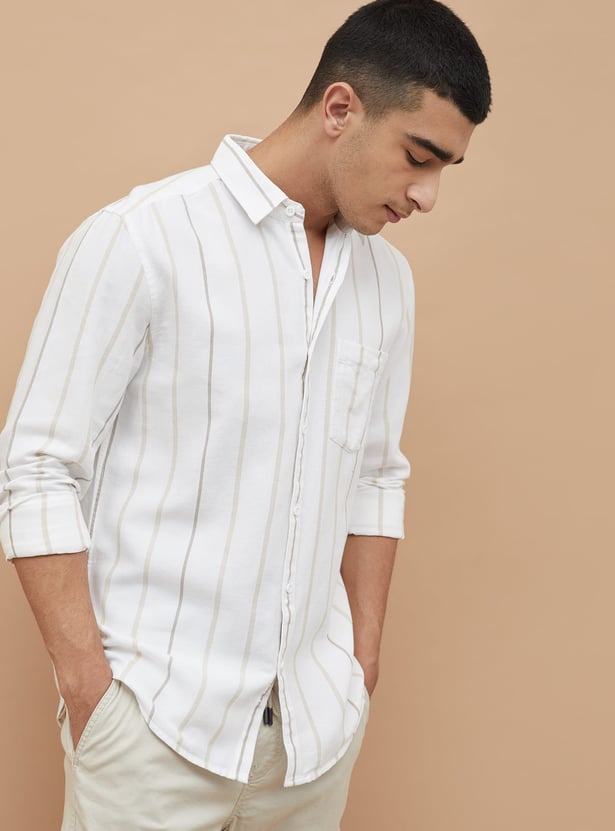 FAME FOREVER Striped Smart Fit Shirt