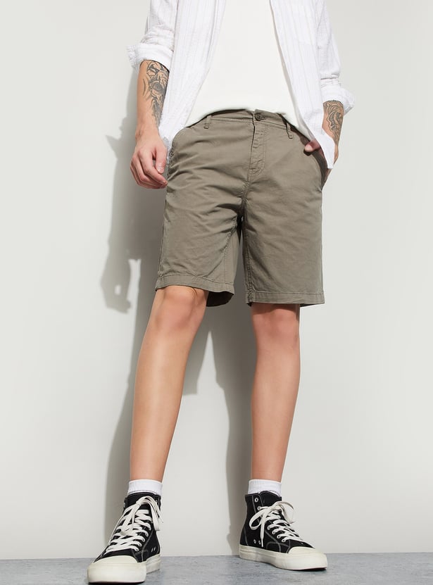 FAME FOREVER Solid Shorts