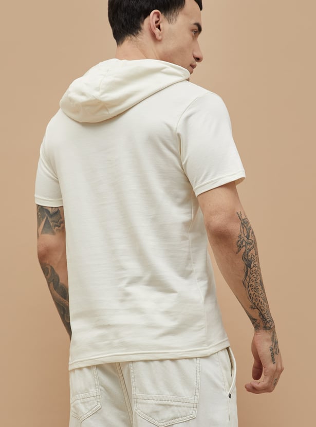 FAME FOREVER Peanuts Print Hooded T-shirt