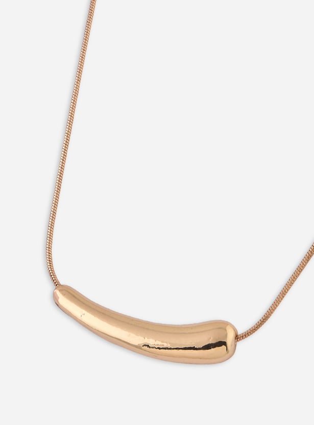 TONIQ Curved Pendant Necklace
