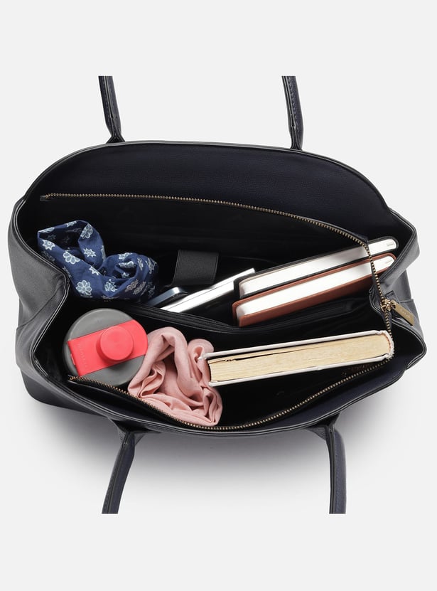 ALLEN SOLLY Printed Handheld Bag