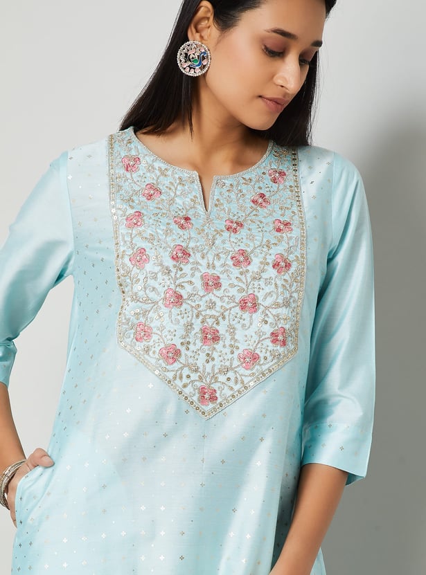 MELANGE Embroidered Straight Kurta.