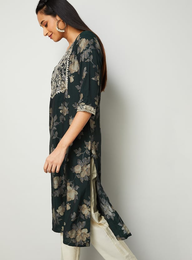 MELANGE Floral Embroidered Round Neck 3/4th Sleeves Kurta