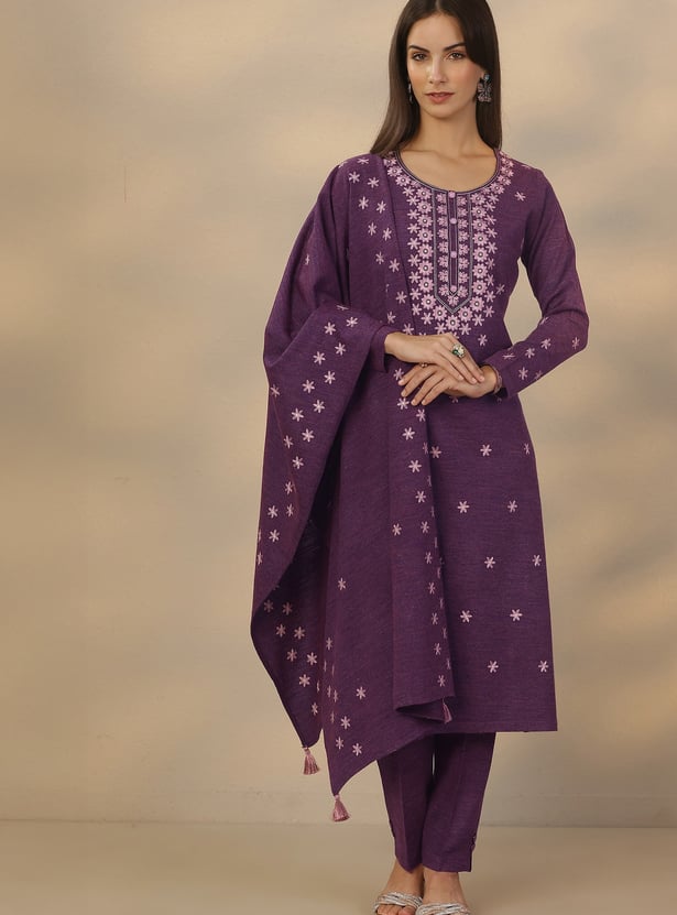 LIBAS Embroidered Straight Winter Kurta Set
