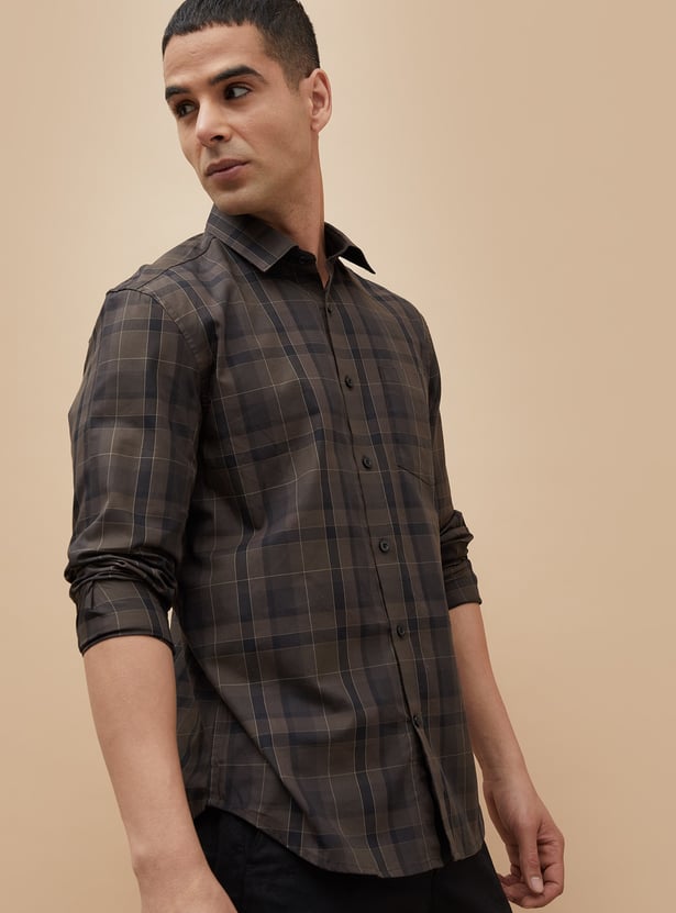 CODE Checked Regular Fit Shirt
