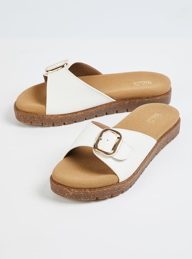 INC.5 Buckle Flats