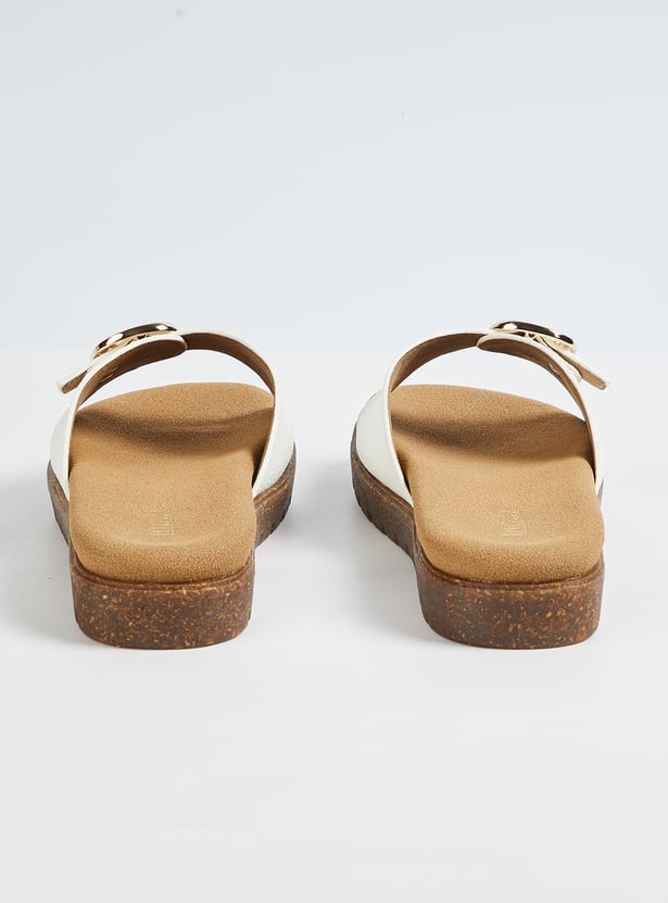 INC.5 Buckle Flats