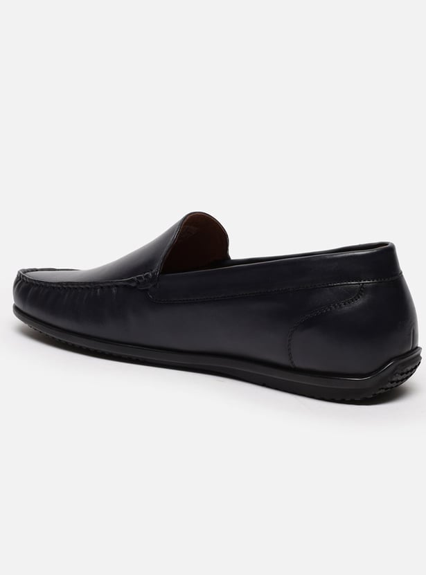 LOUIS PHILIPPE Solid Slip-Ons