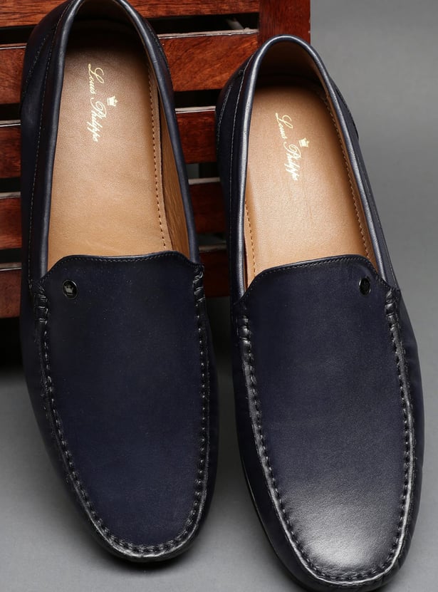 LOUIS PHILIPPE Solid Slip-Ons