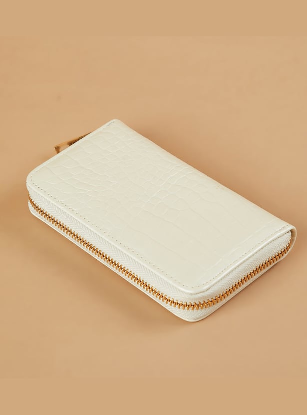 GINGER Embossed Wallet