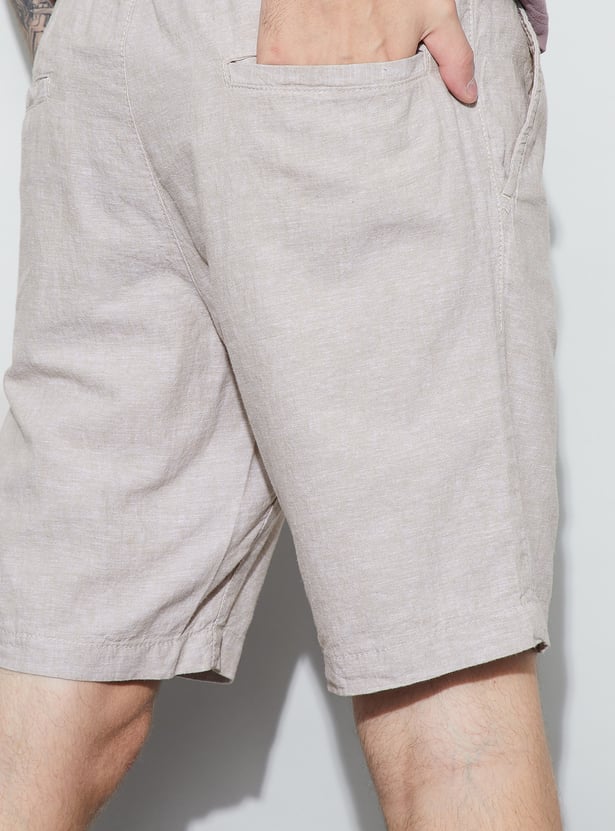 FAME FOREVER Solid Regular Shorts