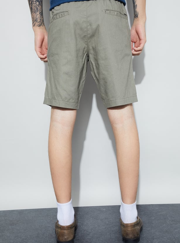 FAME FOREVER Solid Regular Shorts