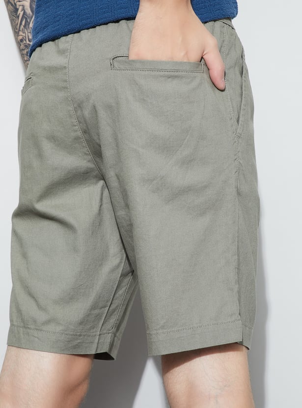 FAME FOREVER Solid Regular Shorts