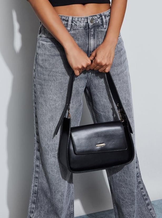 GINGER Solid Shoulder Bag