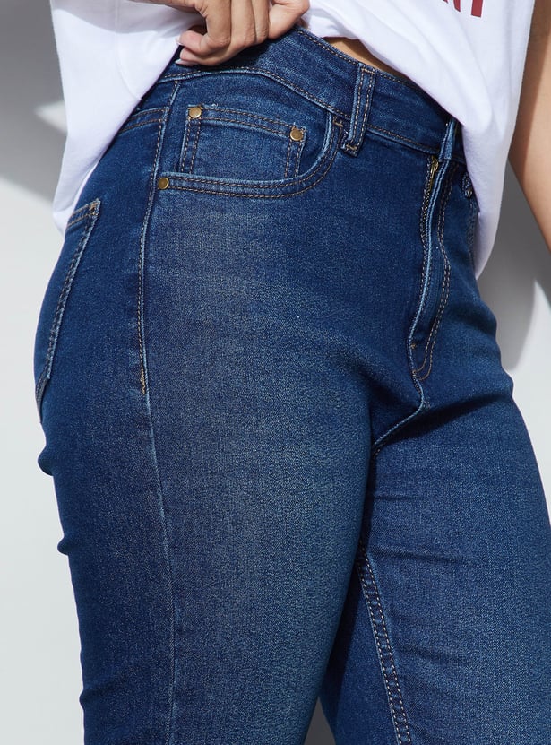 FAME FOREVER Stonewashed Slim Fit Jeans