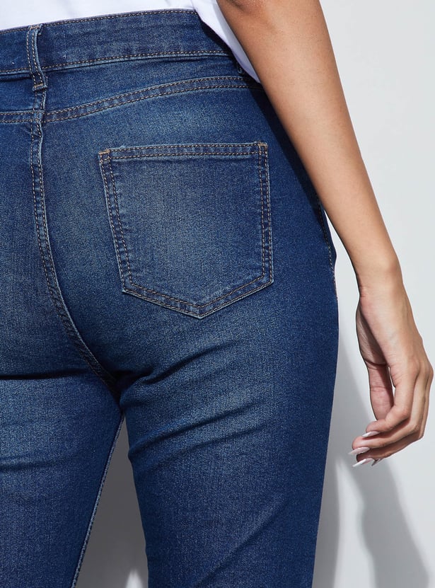 FAME FOREVER Stonewashed Slim Fit Jeans