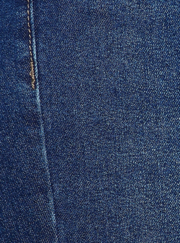 FAME FOREVER Stonewashed Slim Fit Jeans