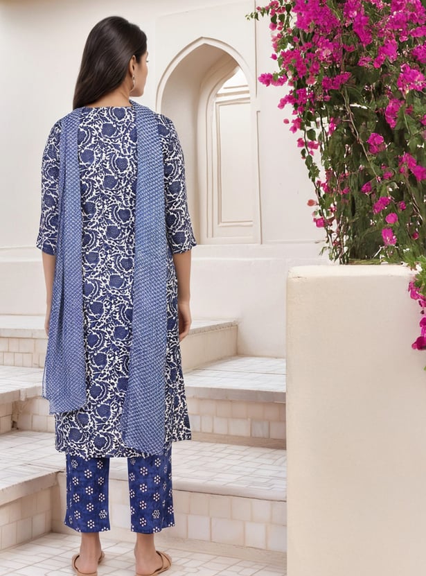 W Printed Straight Kurta Set