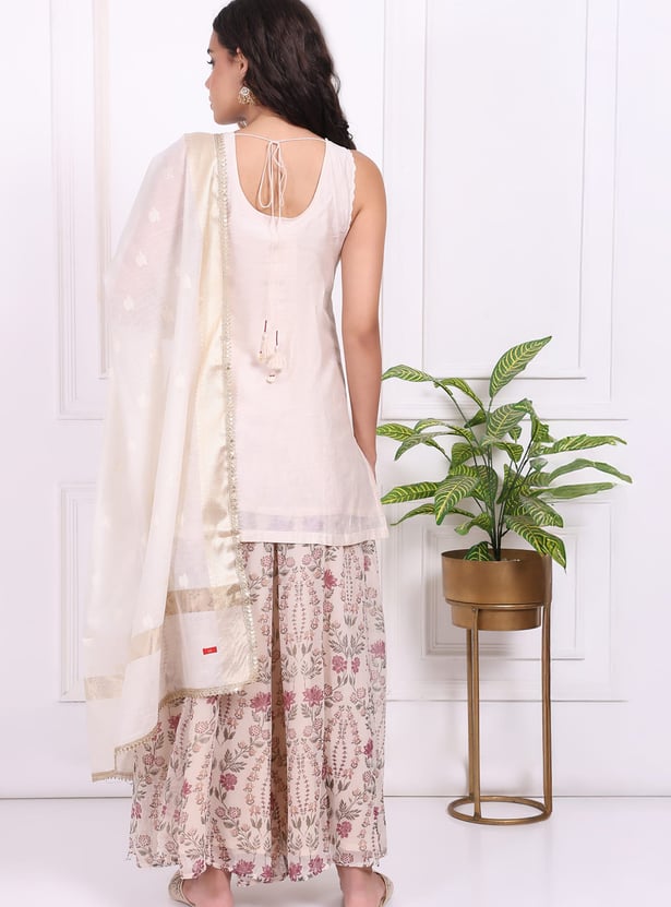 W Embroidered Straight Kurta Set with Potli
