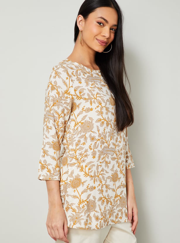 MELANGE Floral Print Boat Neck 3/4th Sleeves Straight Kurti