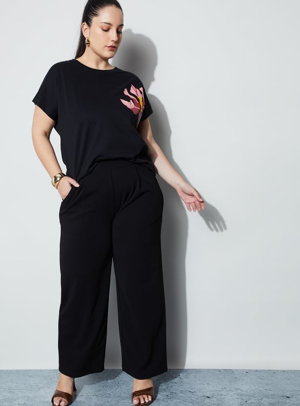NEXUS Floral Print Round Neck T-shirt