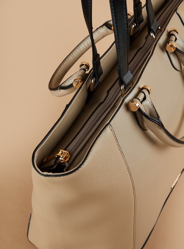 GINGER Textured Shoulder Bag