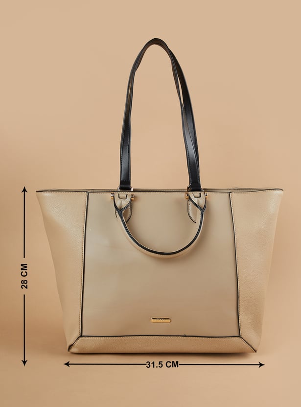 GINGER Textured Shoulder Bag