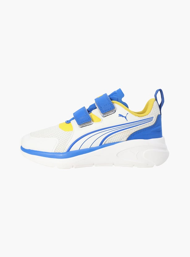 PUMA Boys Solid Sneakers