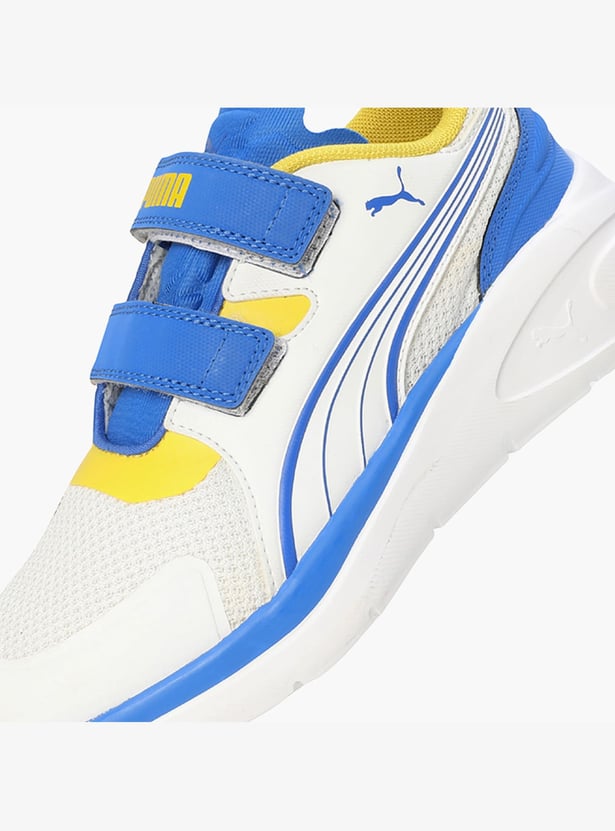 PUMA Boys Solid Sneakers