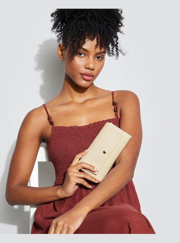 GINGER Textured Tri-Fold Wallet